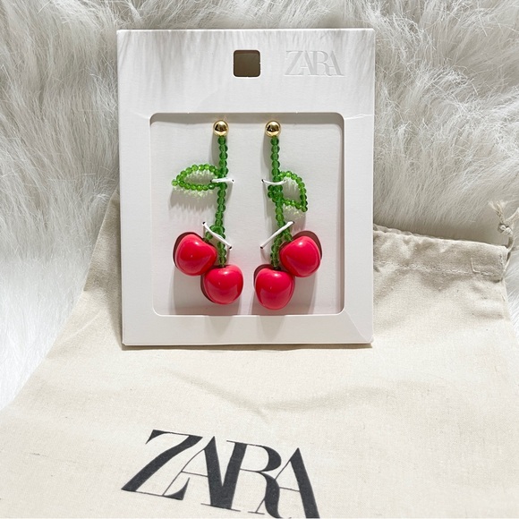 ✨ 3 x $20 ✨ Zara Cherry Earrings - Picture 1 of 5